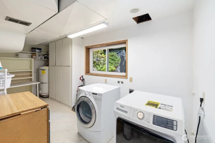 Property photo for 10312 Wallingford Avenue N, Seattle photo 22