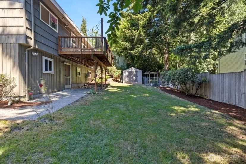 Property photo for 10312 Wallingford Avenue N, Seattle photo 26