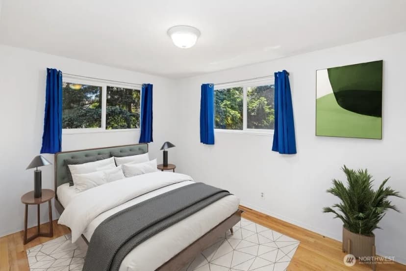 Property photo for 10312 Wallingford Avenue N, Seattle photo 12