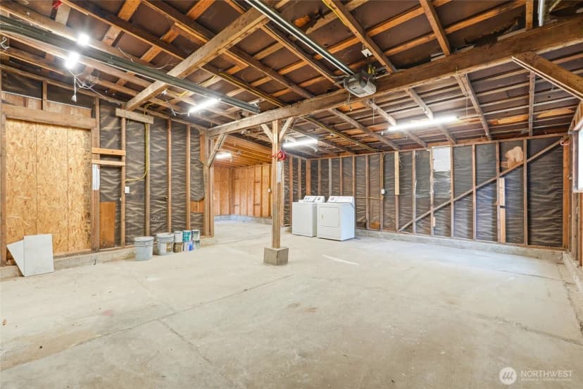 Property photo for 15822 26th Avenue Ne, Shoreline photo 20