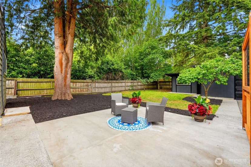 Property photo for 15822 26th Avenue Ne, Shoreline photo 18