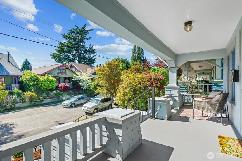 Property photo for 6314 19th Avenue Ne, Seattle photo 3