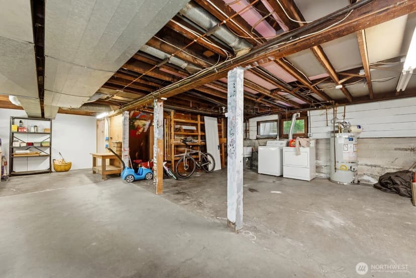 Property photo for 6314 19th Avenue Ne, Seattle photo 28