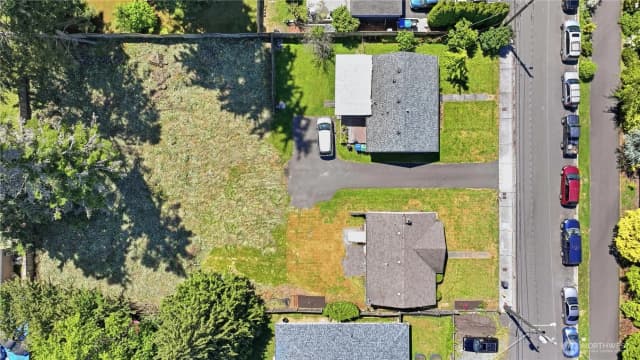 Property photo for 18824 Midvale Avenue N, Shoreline photo 5
