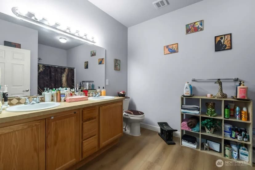Property photo for 8943 Gravelly Lake Drive Sw #2, Lakewood photo 11
