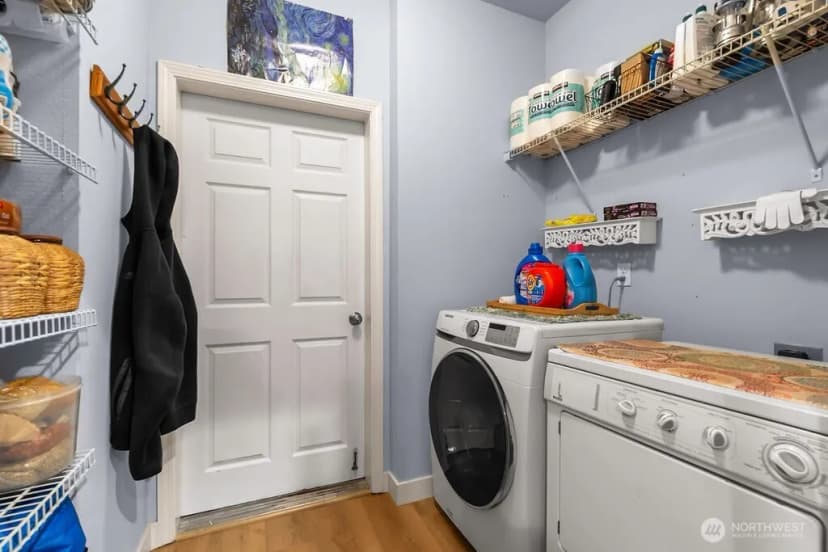 Property photo for 8943 Gravelly Lake Drive Sw #2, Lakewood photo 14