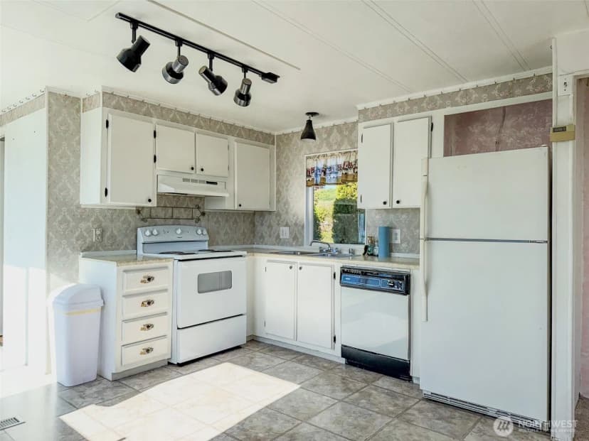 Property photo for 1885 Arnold Road, Coupeville photo 8