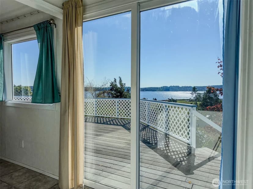 Property photo for 1885 Arnold Road, Coupeville
