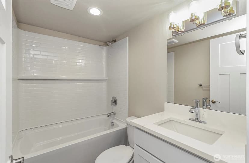 Property photo for 1526 W Mukilteo Blvd #a, Everett photo 33