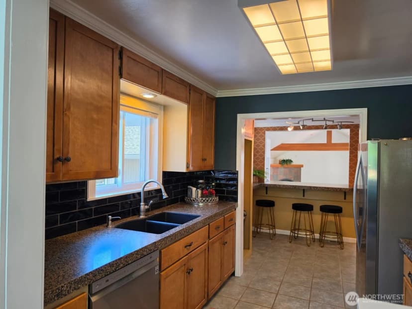 Property photo for 1918 S Lake Stickney Dr, Lynnwood photo 19