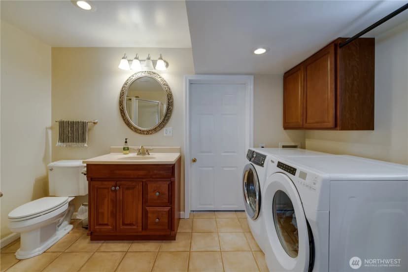 Property photo for 1918 S Lake Stickney Dr, Lynnwood photo 23