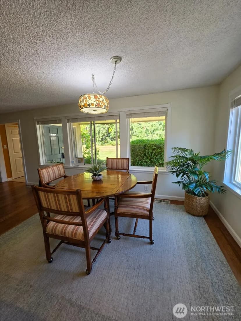 Property photo for 1918 S Lake Stickney Dr, Lynnwood photo 5