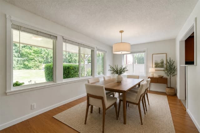 Property photo for 1918 S Lake Stickney Dr, Lynnwood photo 4