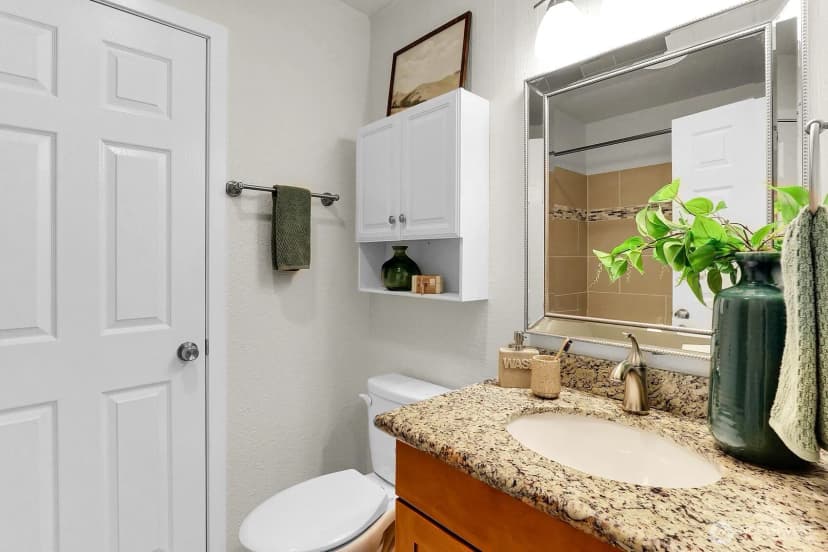 Property photo for 12415 Ne 130th Court #h310, Kirkland photo 17