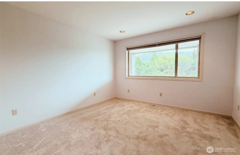 Property photo for 18064 Mariposa Lane, Mount Vernon photo 32
