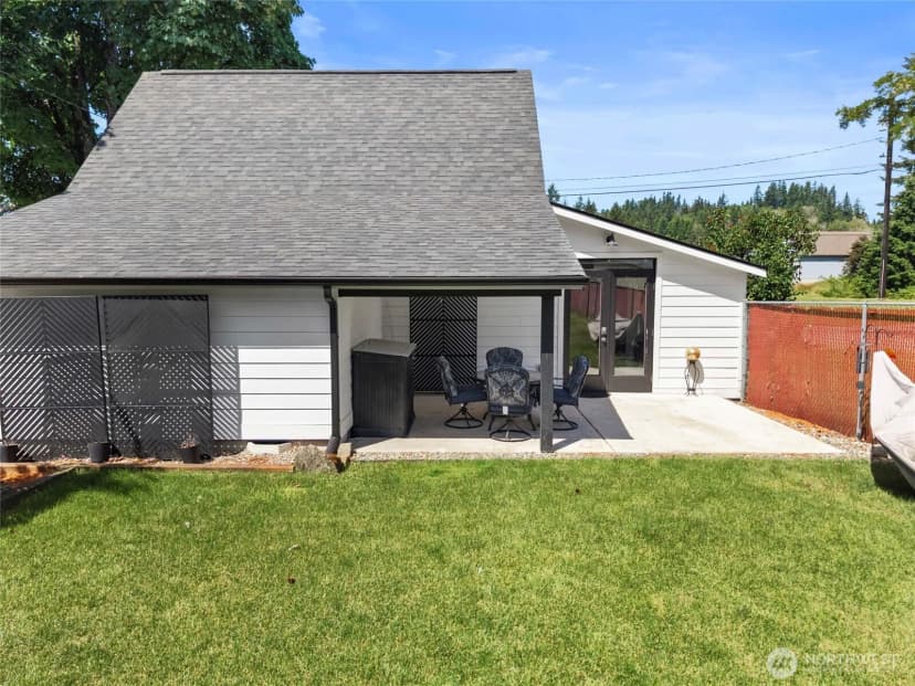 Property photo for 698 6th Avenue W, Tenino photo 27