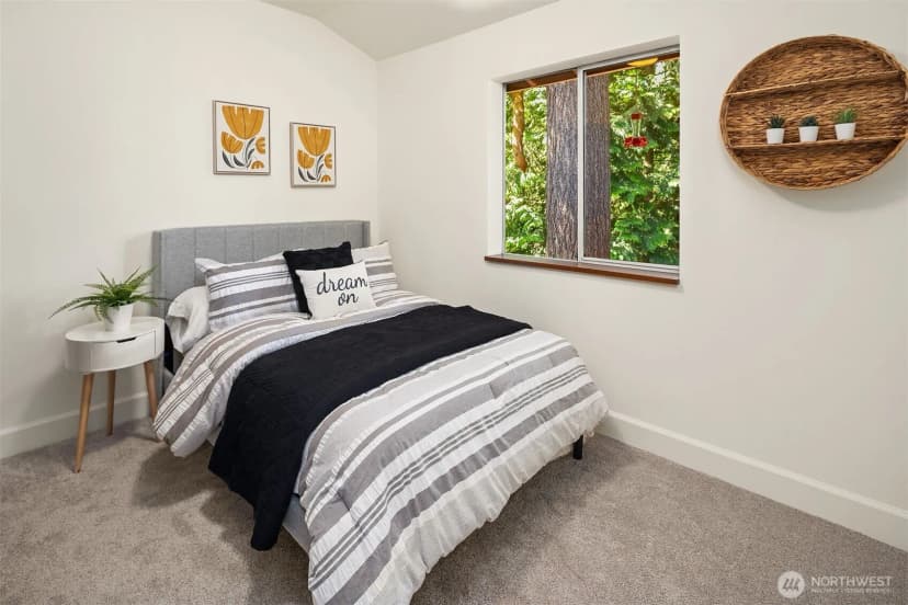 Property photo for 3050 126th Avenue Ne, Bellevue photo 26