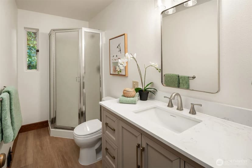 Property photo for 3050 126th Avenue Ne, Bellevue photo 27