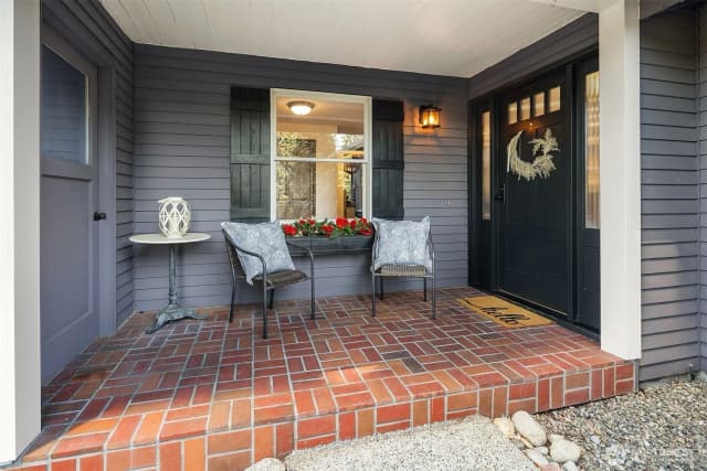 Property photo for 3050 126th Avenue Ne, Bellevue photo 2