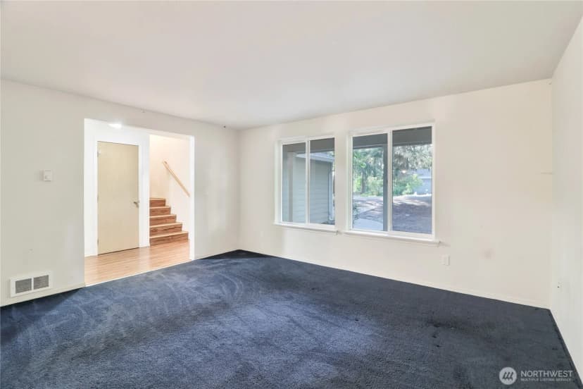 Property photo for 22323 Glenview Court Se, Yelm photo 4