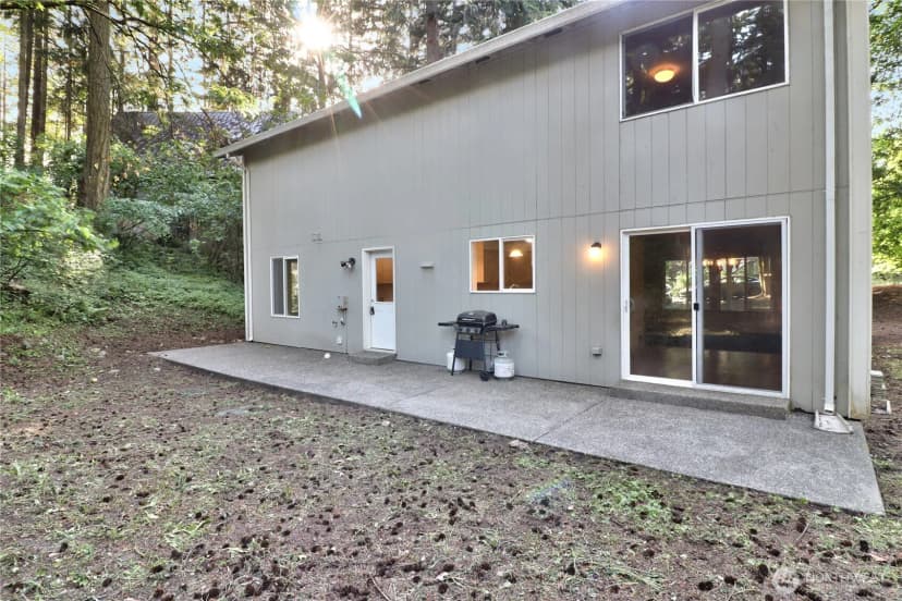 Property photo for 22323 Glenview Court Se, Yelm photo 30