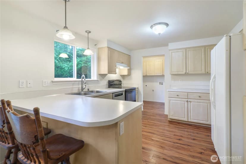 Property photo for 22323 Glenview Court Se, Yelm photo 9