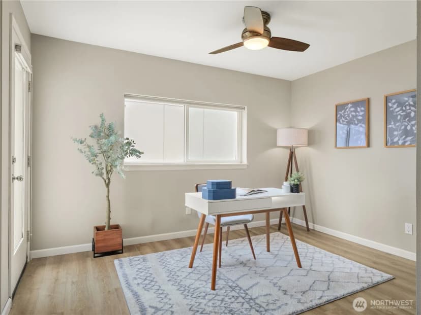 Property photo for 5624 Roosevelt Way Ne #302, Seattle photo 17