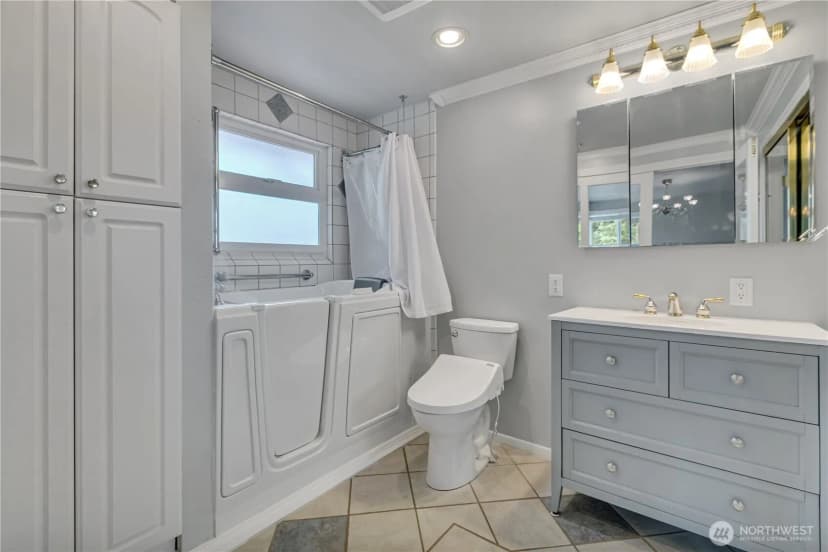 Property photo for 26802 148th Avenue Se, Kent photo 18