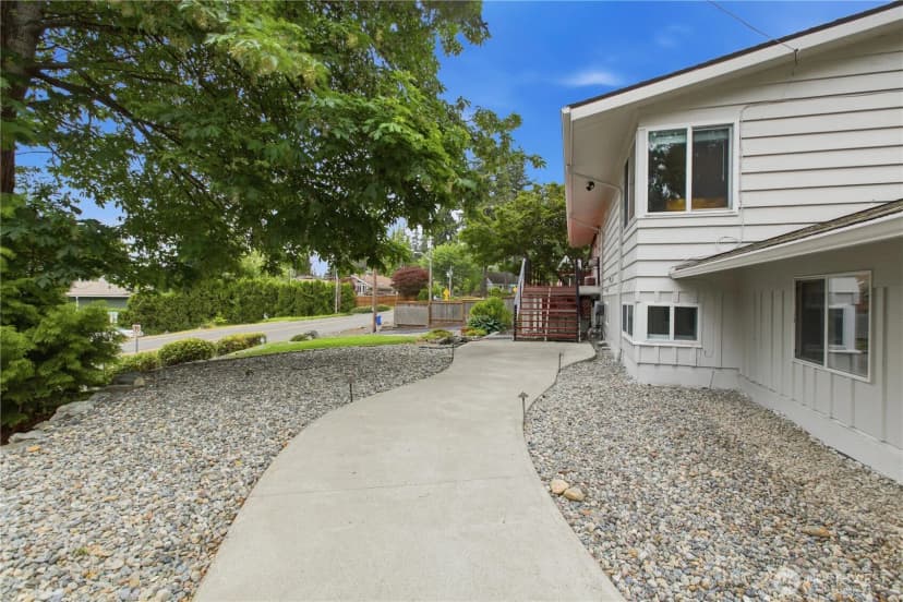 Property photo for 26802 148th Avenue Se, Kent photo 34