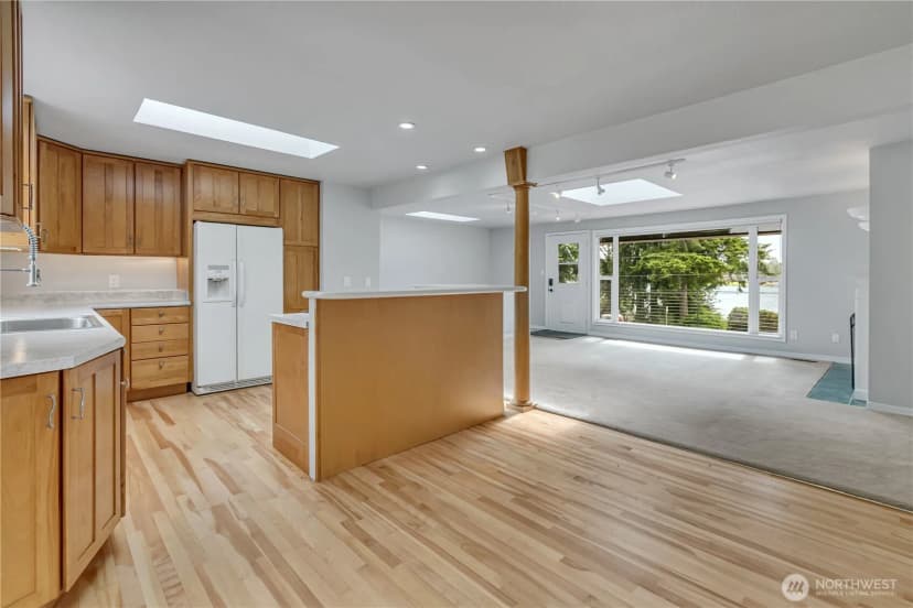 Property photo for 26802 148th Avenue Se, Kent photo 15