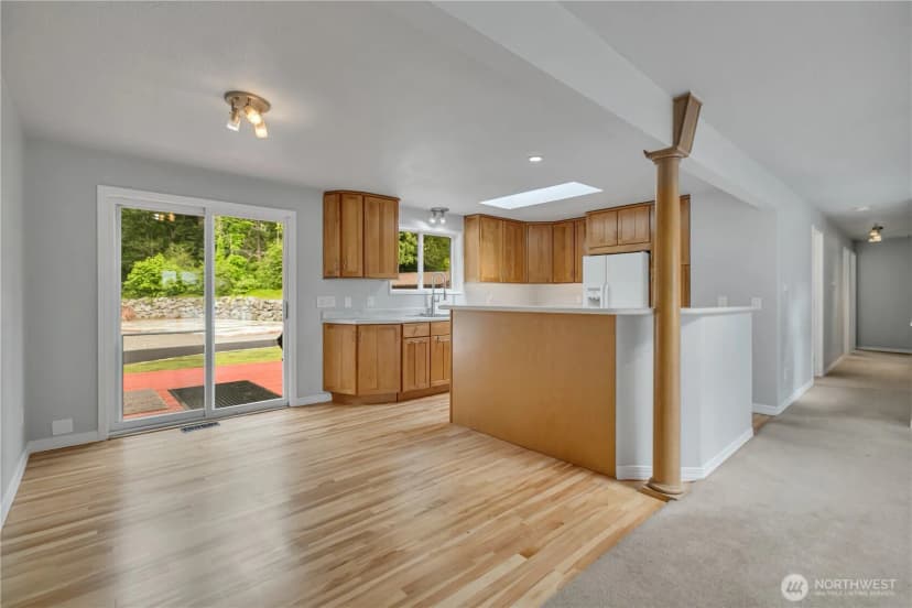 Property photo for 26802 148th Avenue Se, Kent photo 10