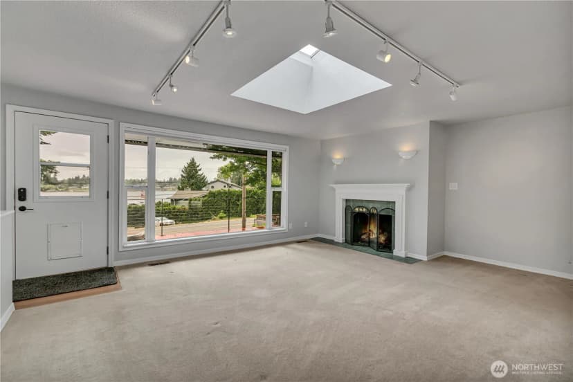 Property photo for 26802 148th Avenue Se, Kent photo 6