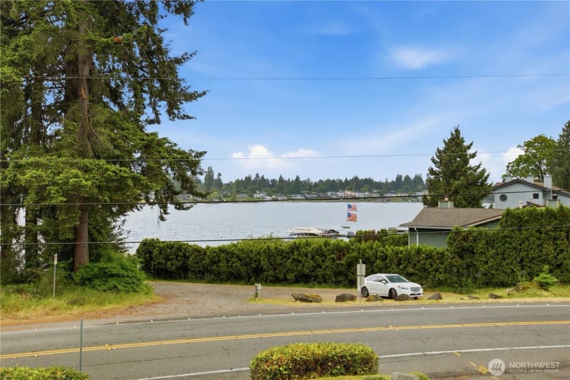 Property photo for 26802 148th Avenue Se, Kent photo 2