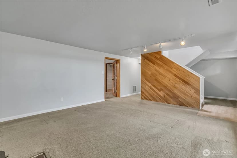 Property photo for 26802 148th Avenue Se, Kent photo 23