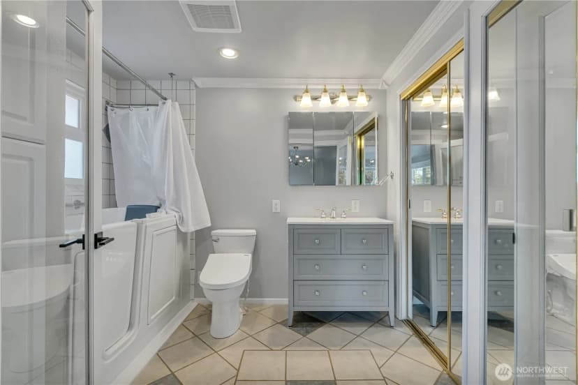 Property photo for 26802 148th Avenue Se, Kent photo 19