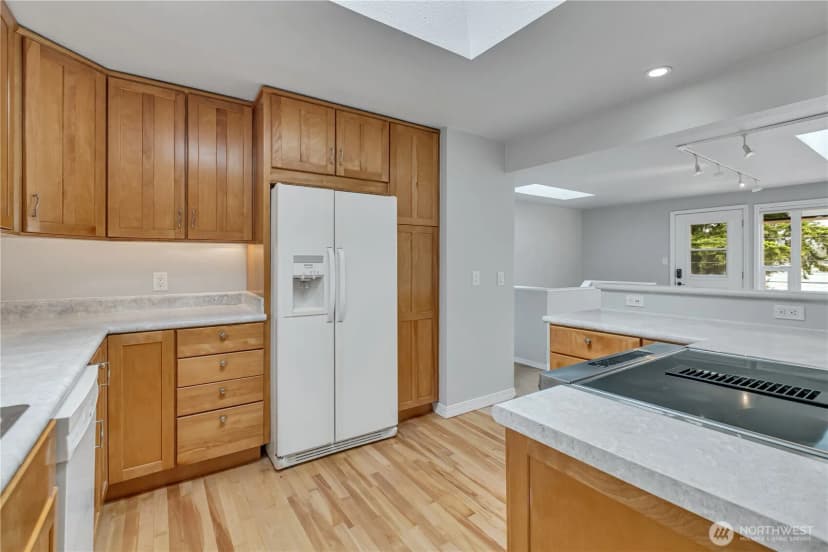 Property photo for 26802 148th Avenue Se, Kent photo 12