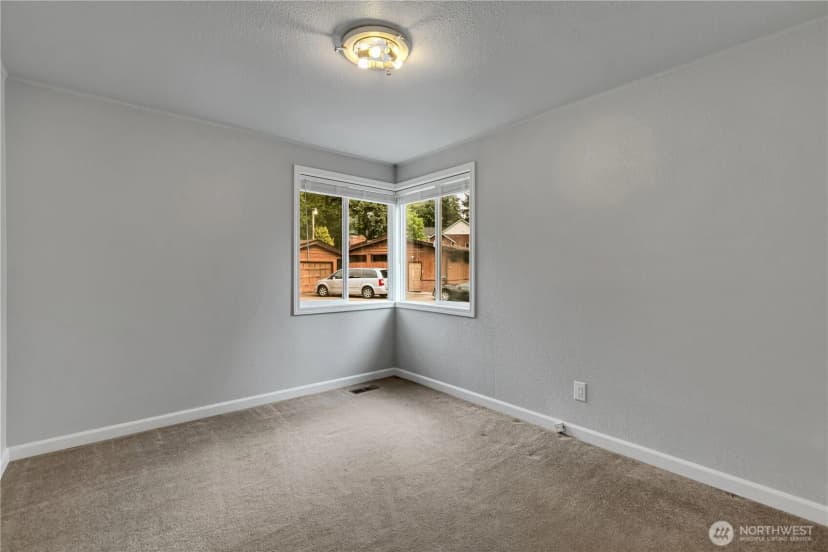 Property photo for 26802 148th Avenue Se, Kent photo 20
