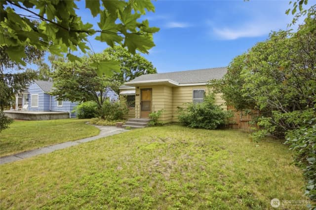 Property photo for 27 E Street Sw, Ephrata photo 2