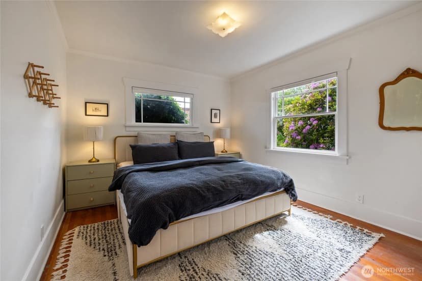 Property photo for 920 N Sheridan Avenue, Tacoma photo 12
