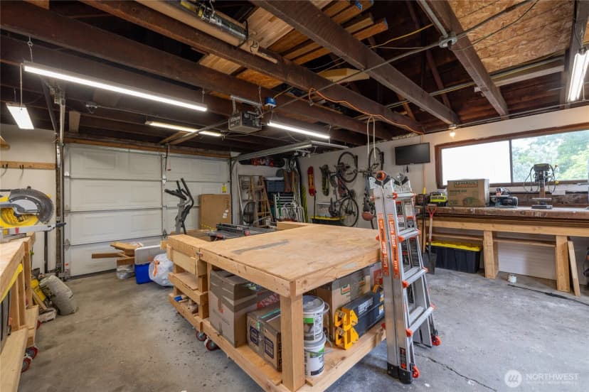 Property photo for 920 N Sheridan Avenue, Tacoma photo 29