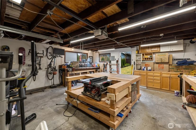 Property photo for 920 N Sheridan Avenue, Tacoma photo 30