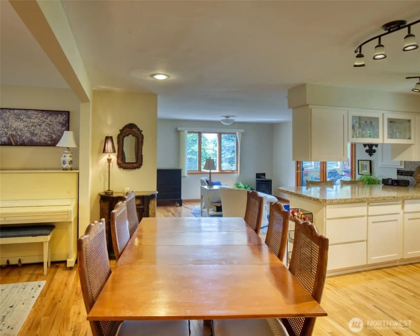 Property photo for 805 E Spring Street, Dayton photo 13
