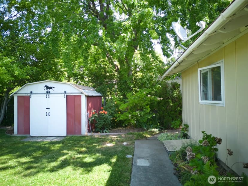 Property photo for 805 E Spring Street, Dayton photo 33