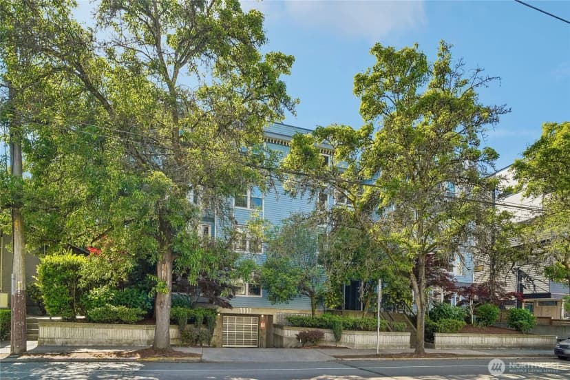 Property photo for 1111 10th Avenue E #20, Seattle