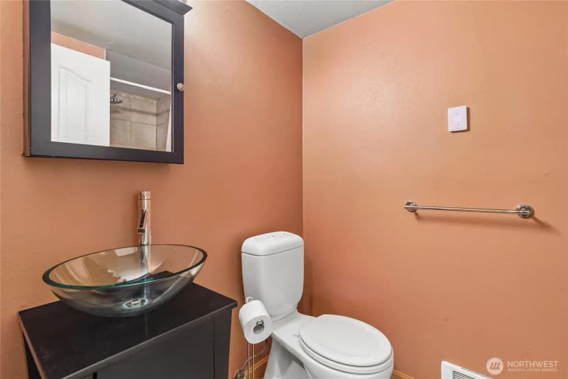 Property photo for 1111 10th Avenue E #20, Seattle photo 21