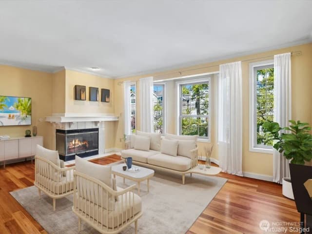 Property photo for 1111 10th Avenue E #20, Seattle photo 4