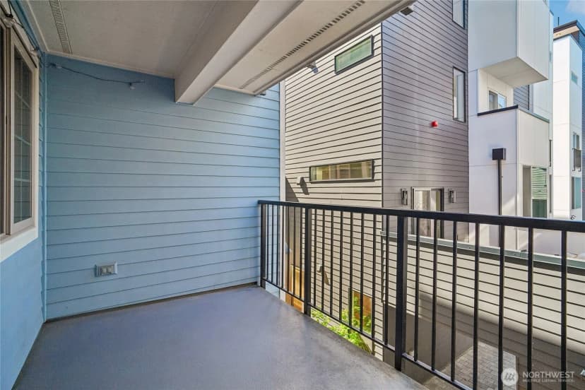 Property photo for 1111 10th Avenue E #20, Seattle photo 22