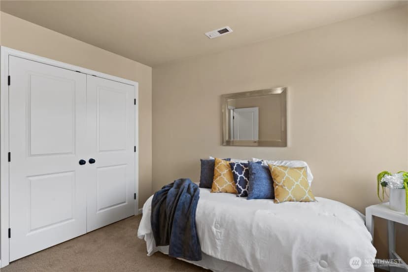 Property photo for 4538 Edgewater Boulevard Ne, Lacey photo 14