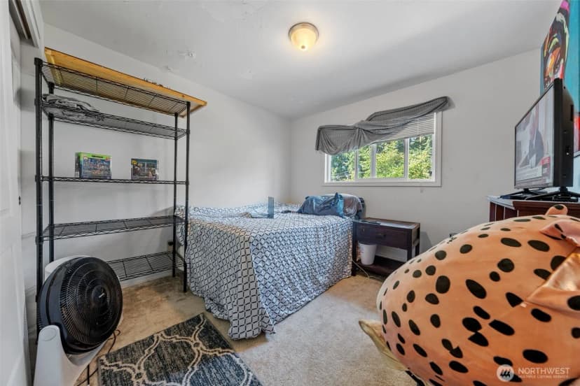 Property photo for 2118 160th Place Sw, Lynnwood photo 8
