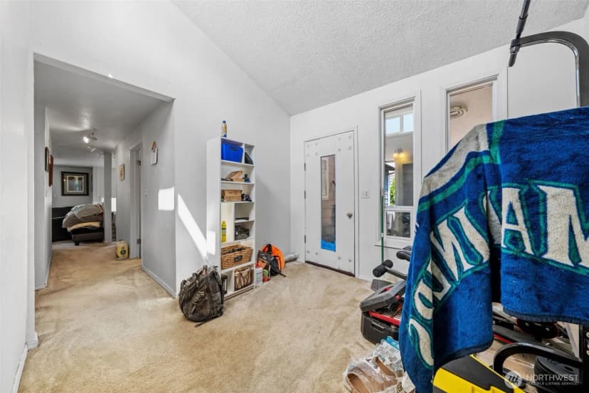 Property photo for 2118 160th Place Sw, Lynnwood photo 5